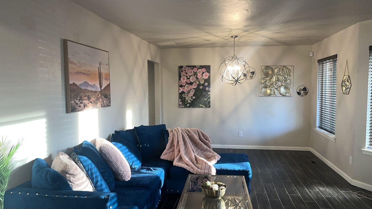 Photo of Livingroom in Oklahoma City