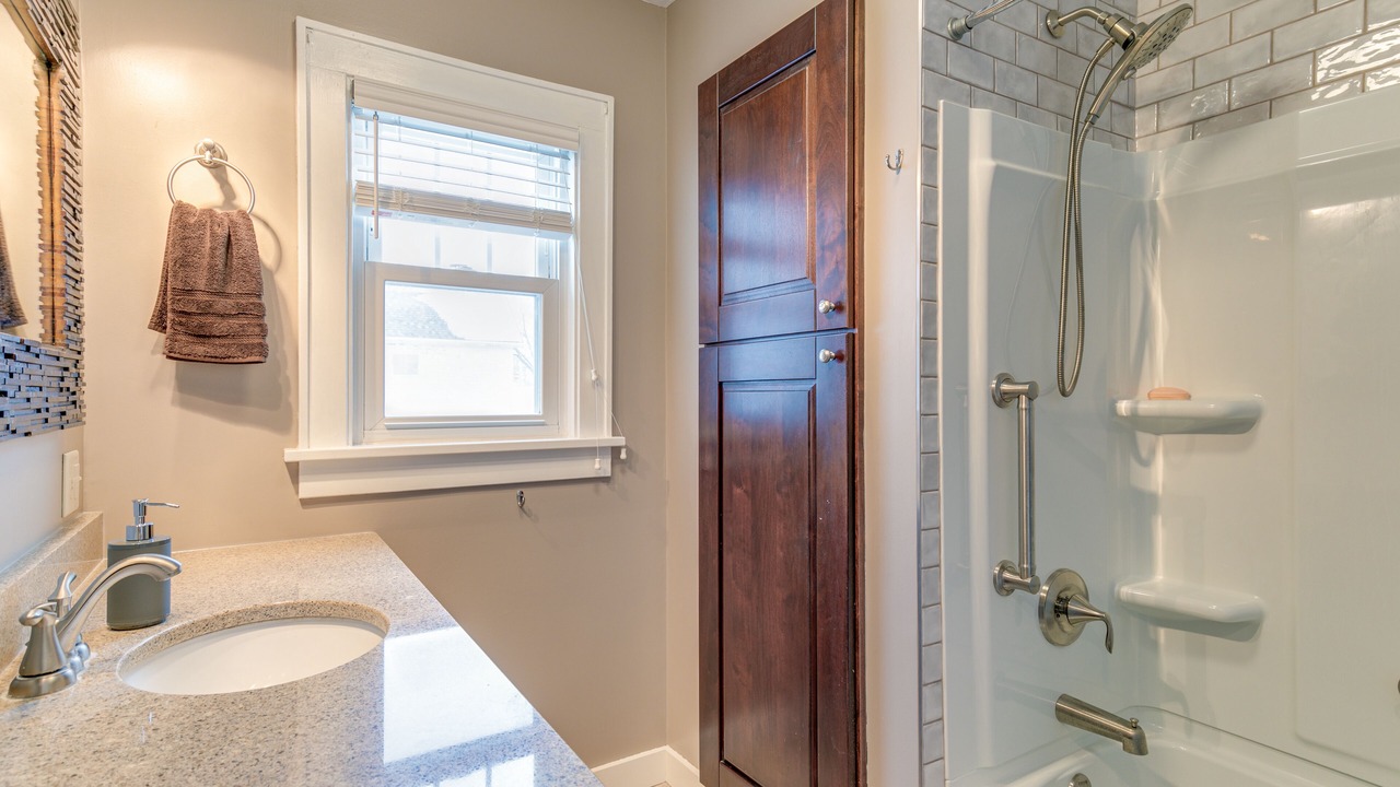 Photo of Bathroom in Howells