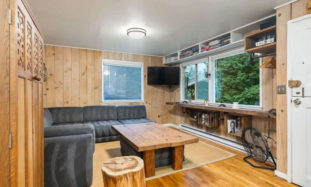 Photo of Others in Fauntleroy