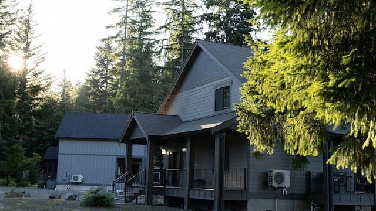 Photo of Others in Packwood