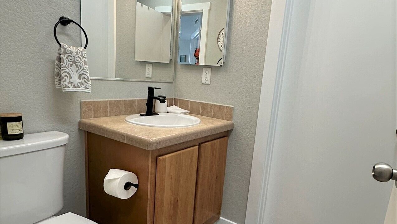 Photo of Bathroom in Coulee City