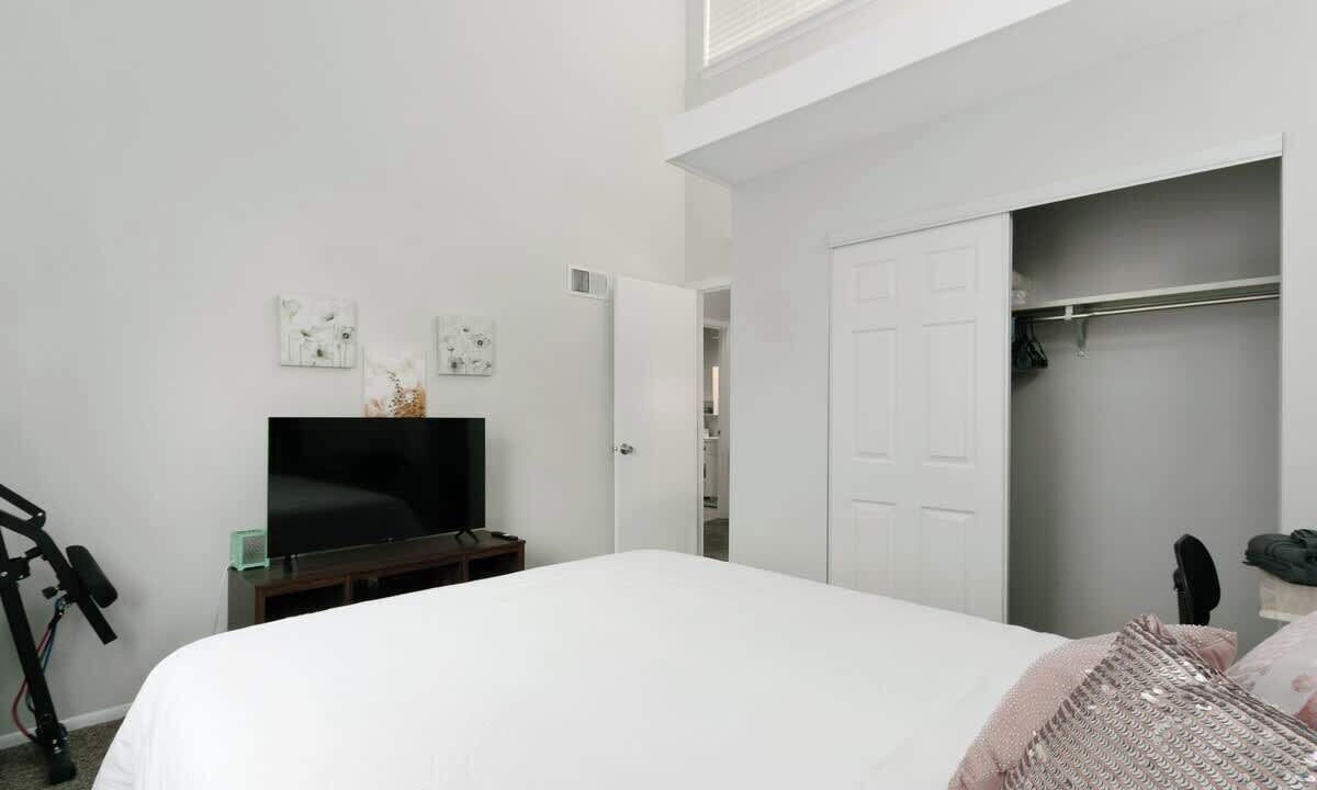Photo of Bedroom in Lenexa