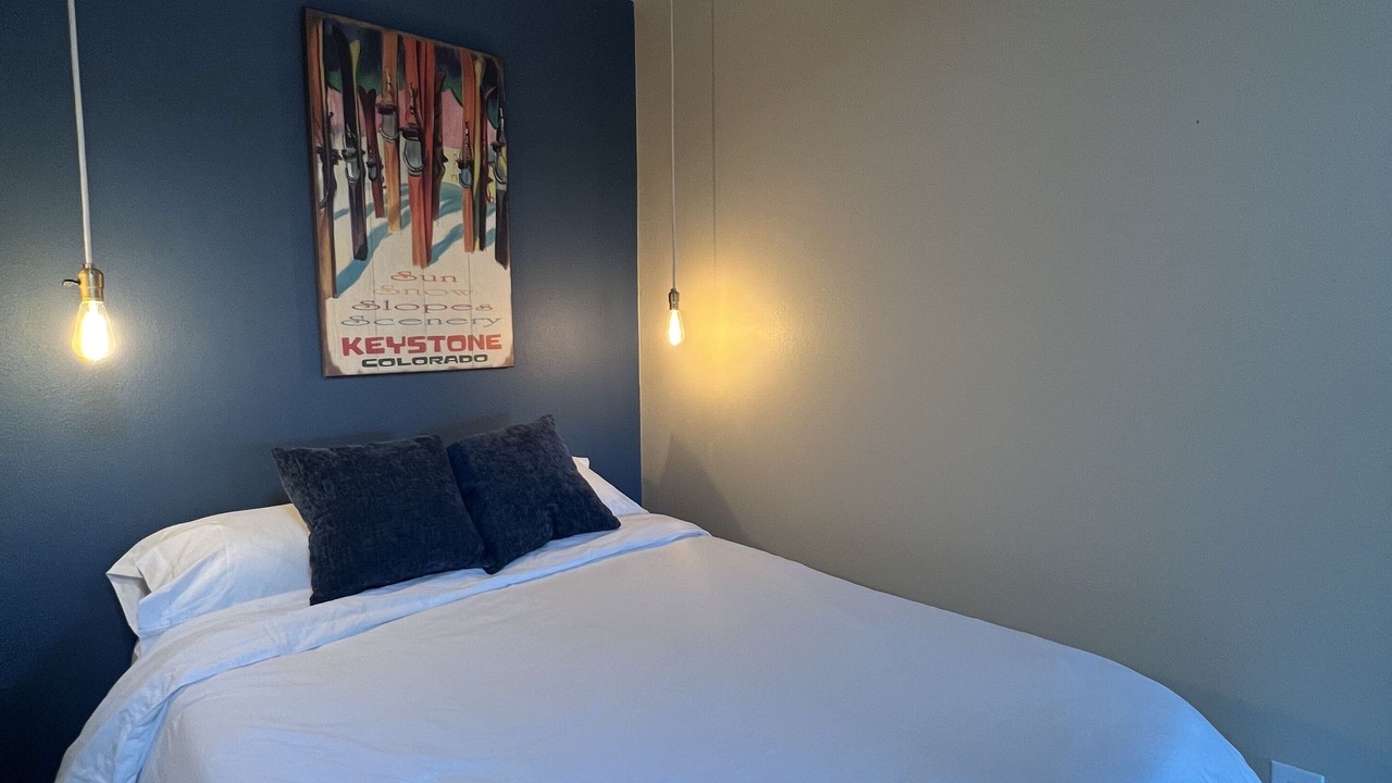 Photo of Bedroom in Ballpark