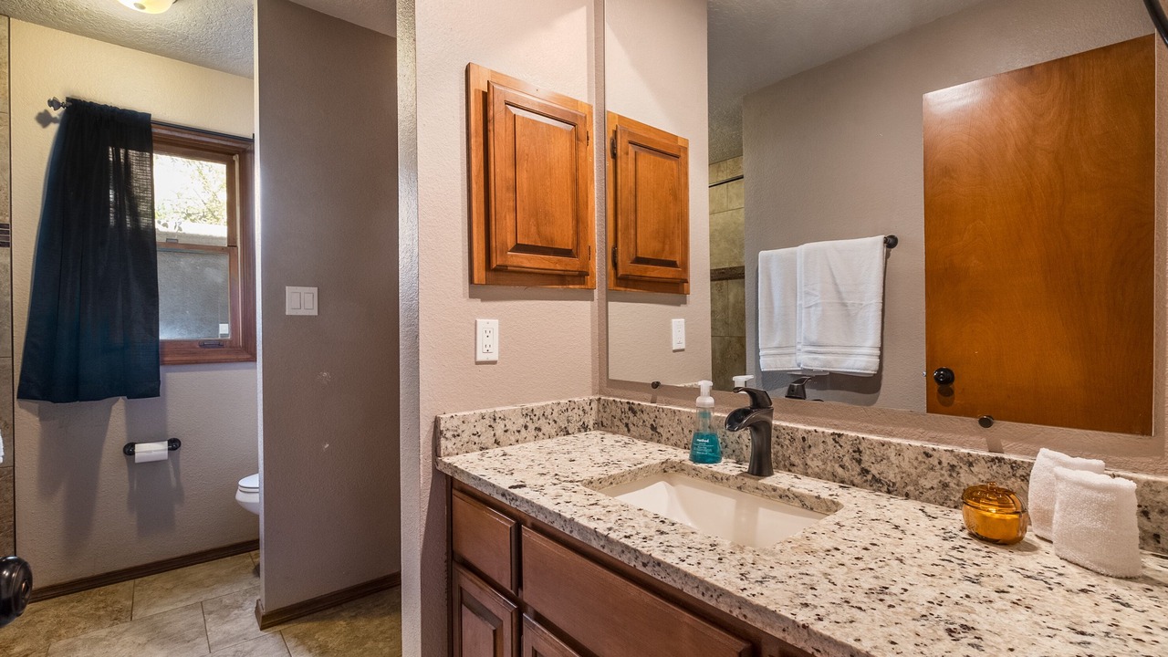 Photo of Bathroom in Bear Canyon