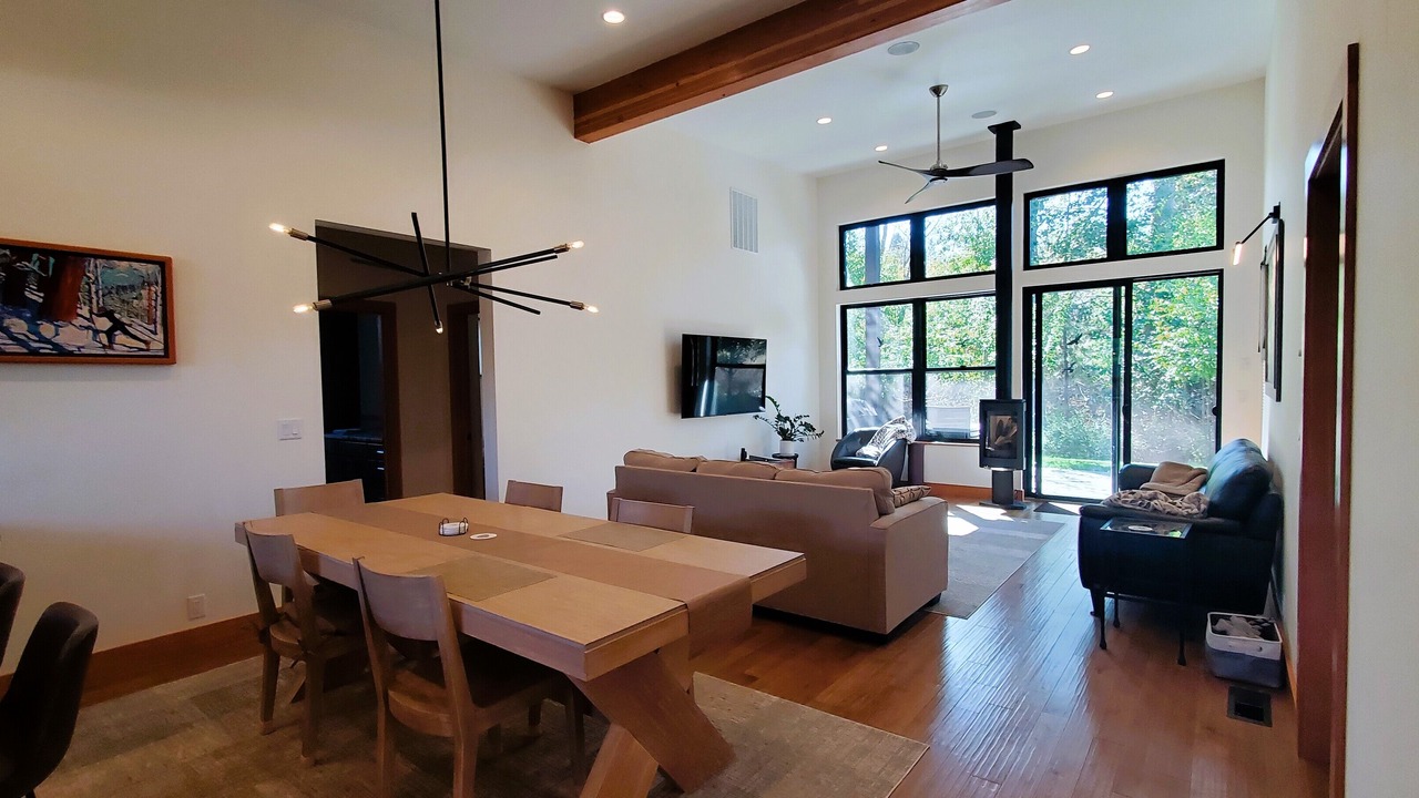 Photo of Livingroom in Winthrop