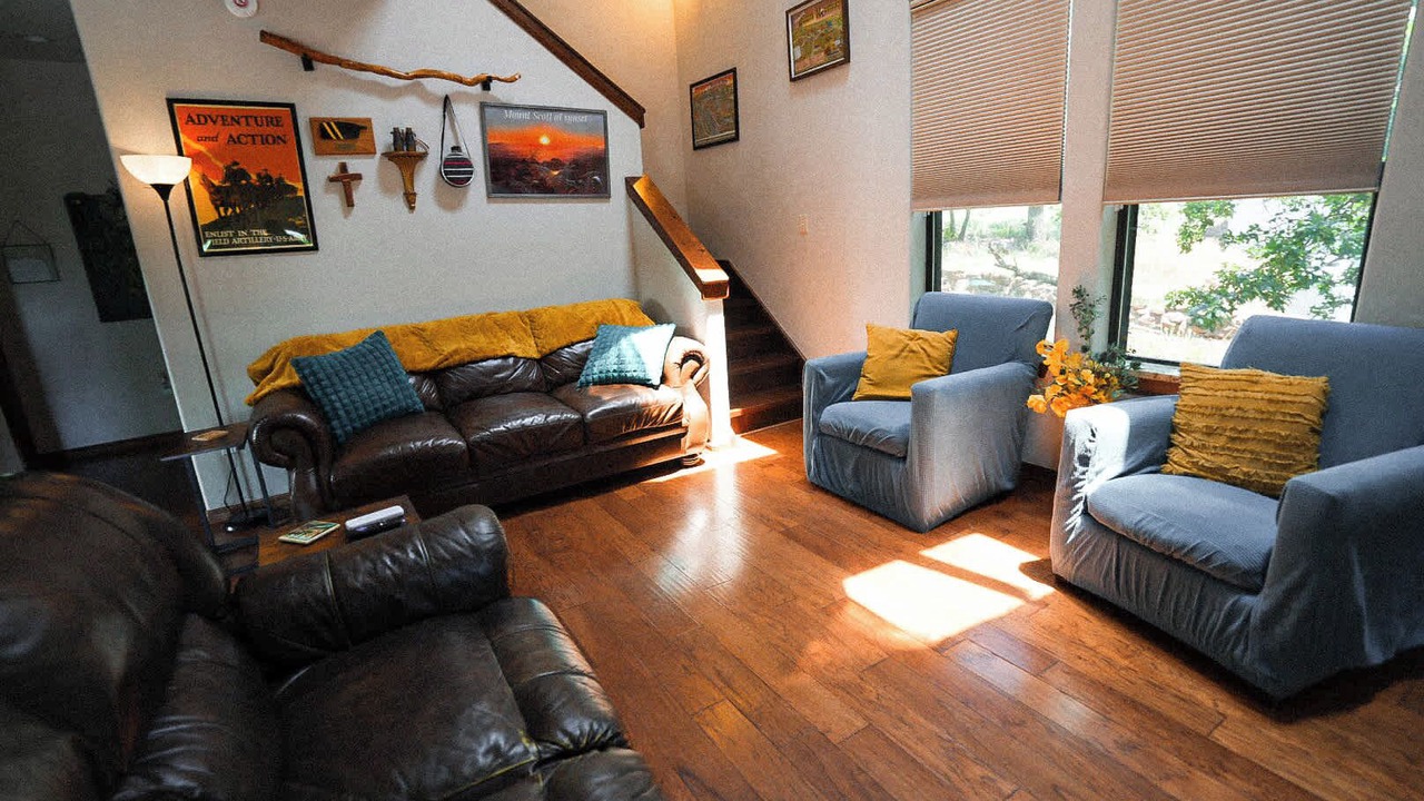Photo of Livingroom in Medicine Park