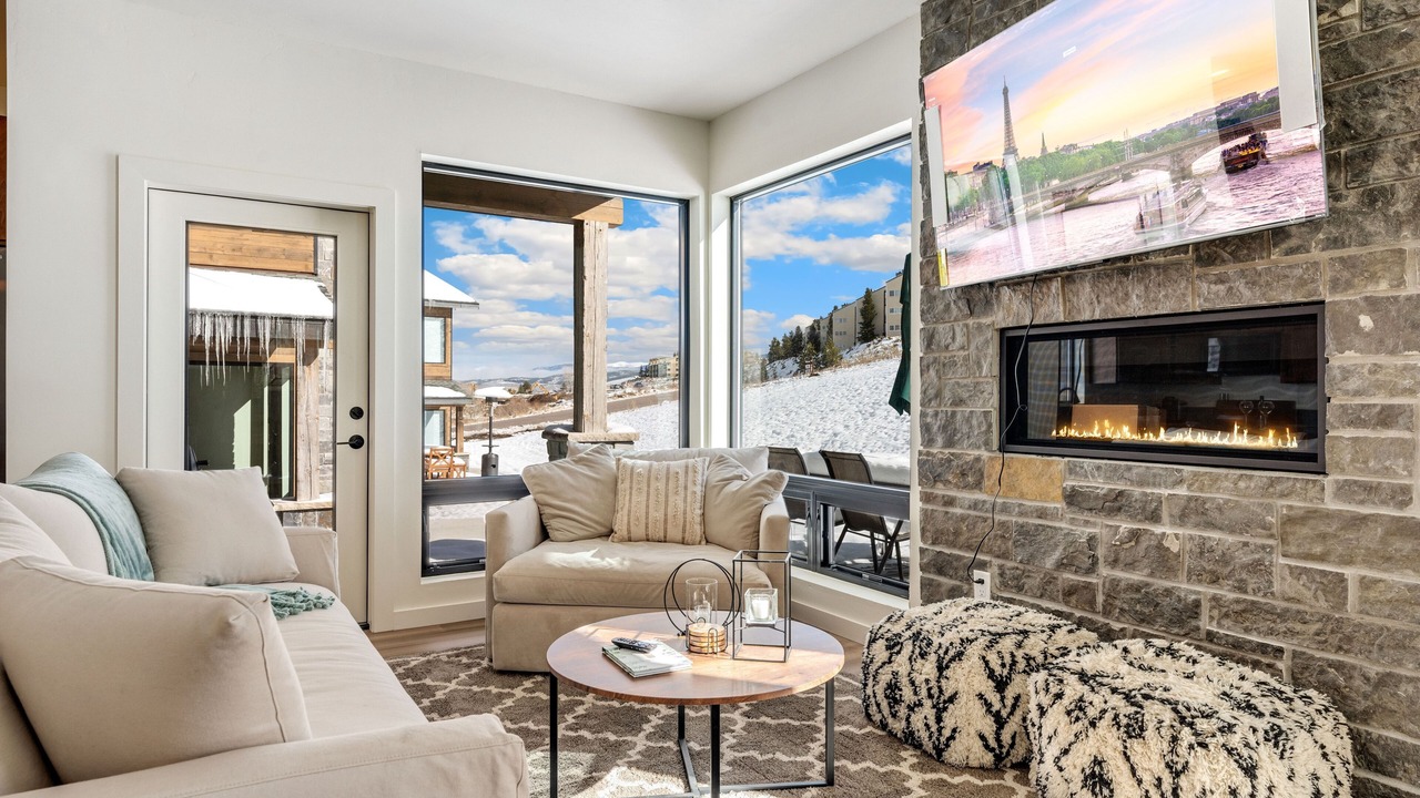 Photo of Livingroom in Silvercreek