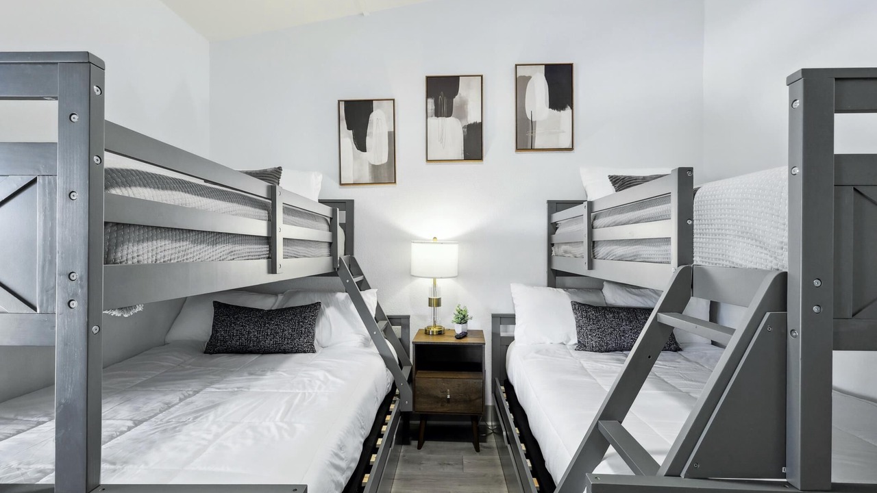 Photo of Bedroom in Graford