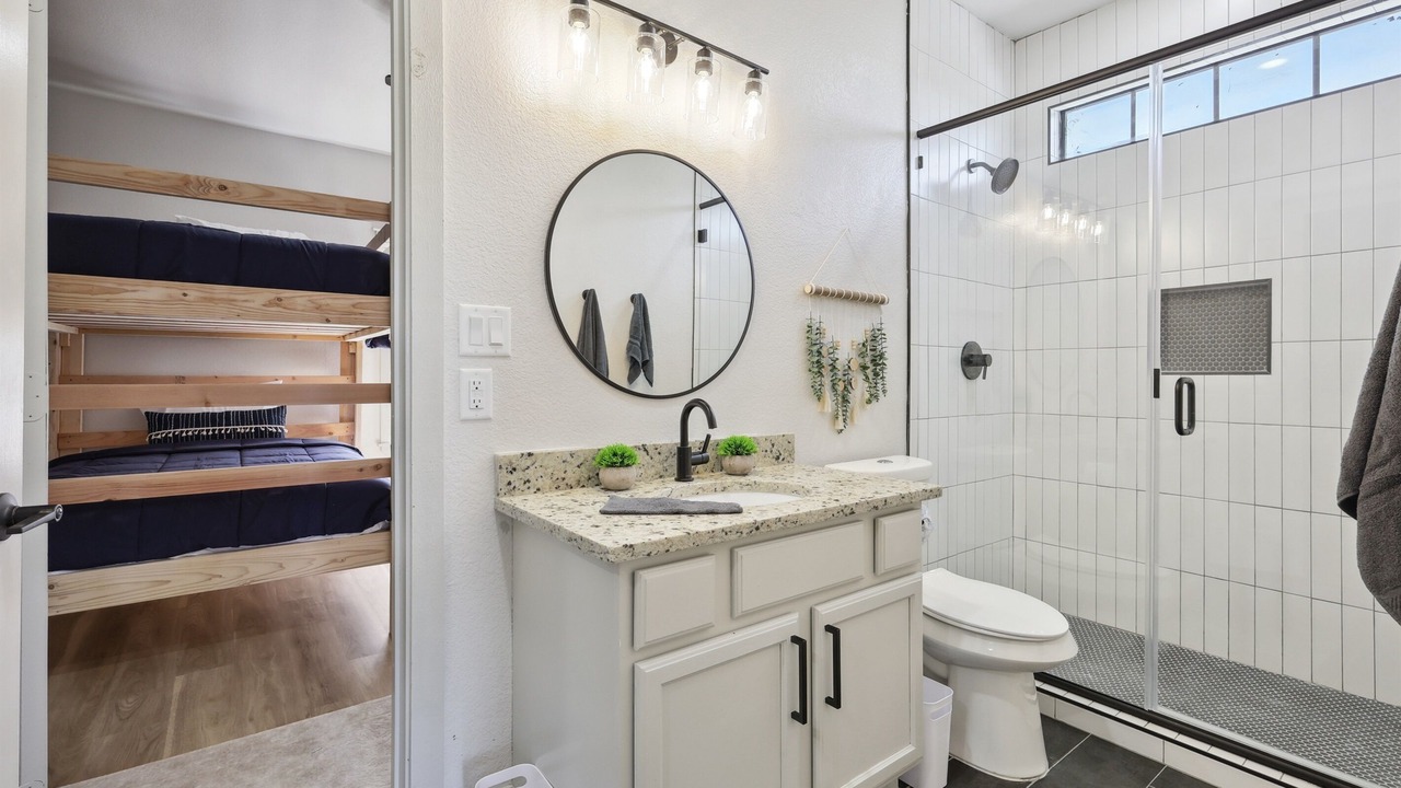 Photo of Bathroom in Graford