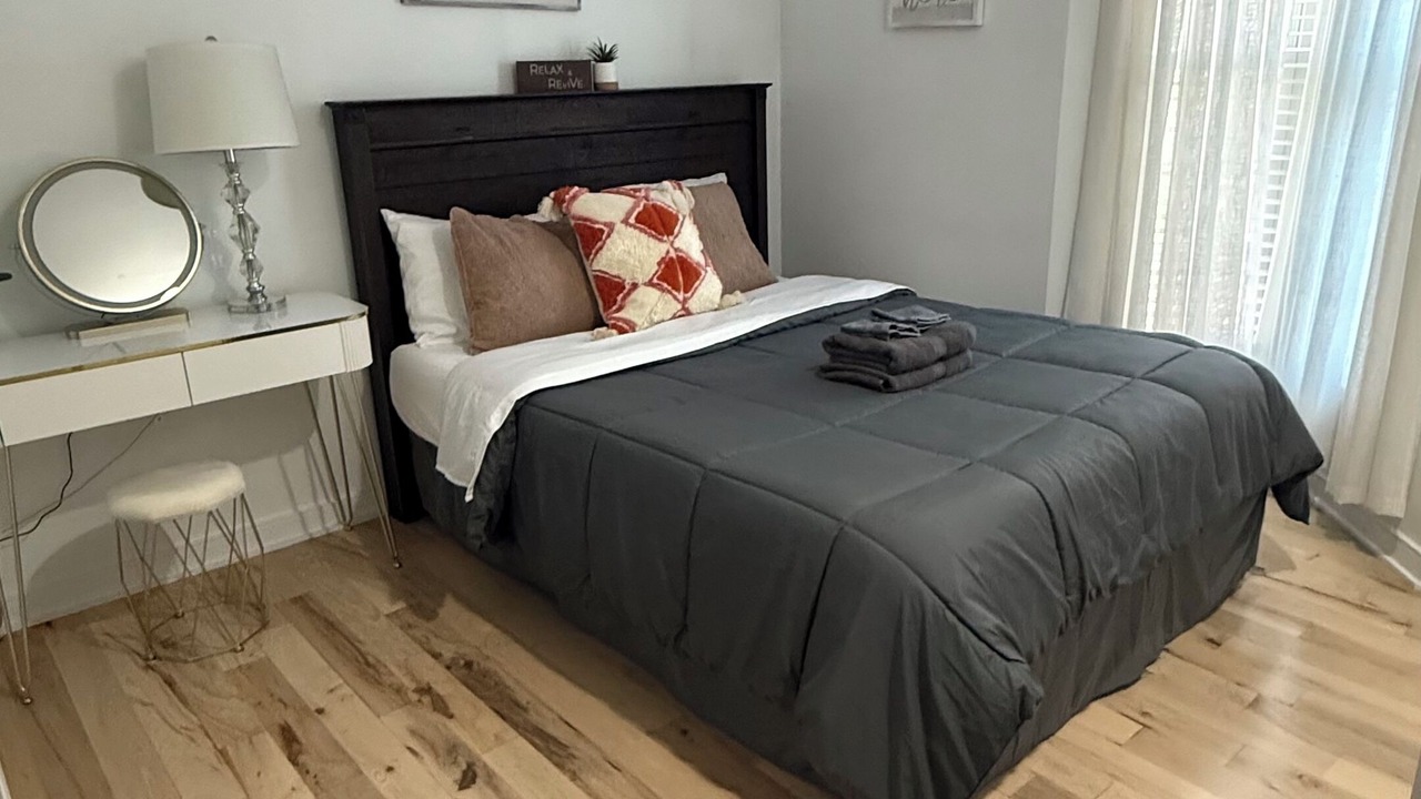 Photo of Bedroom in Lenexa