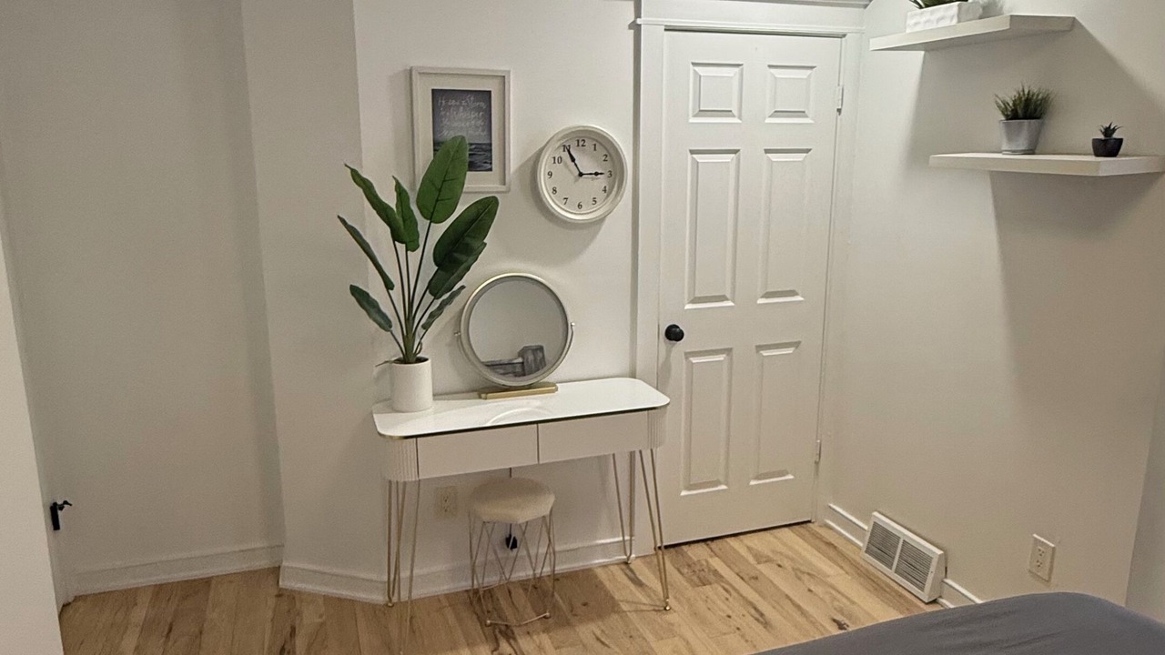 Photo of Bedroom in Lenexa