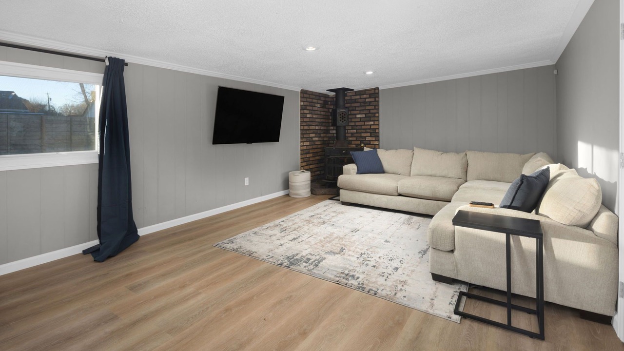Photo of Livingroom in Jewell Heights - Hoffman Heights