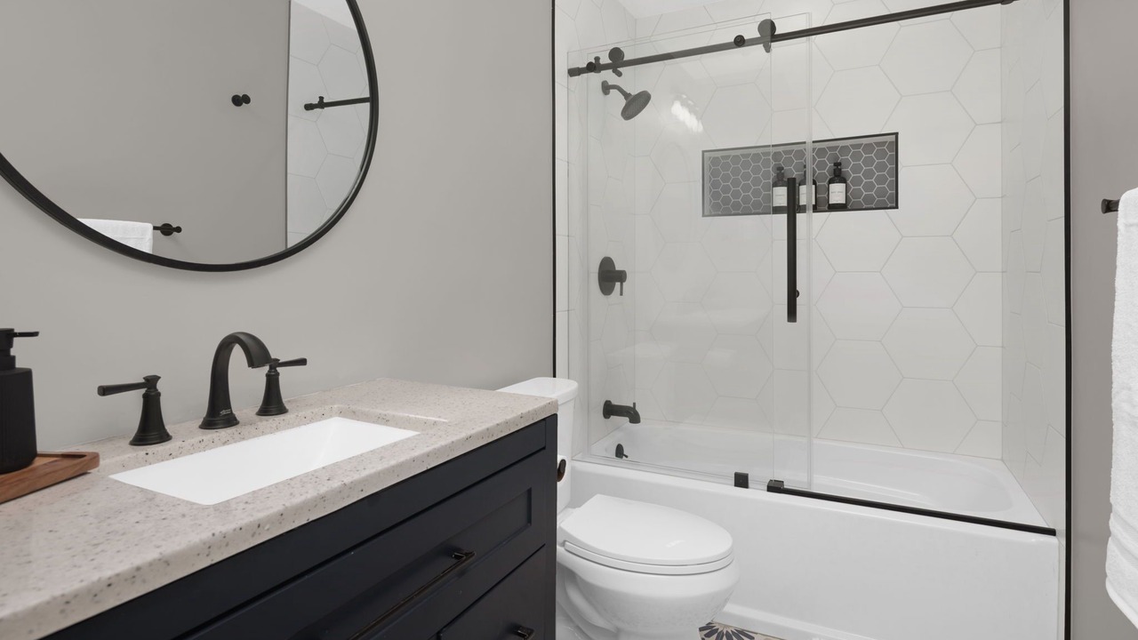 Photo of Bathroom in Jewell Heights - Hoffman Heights