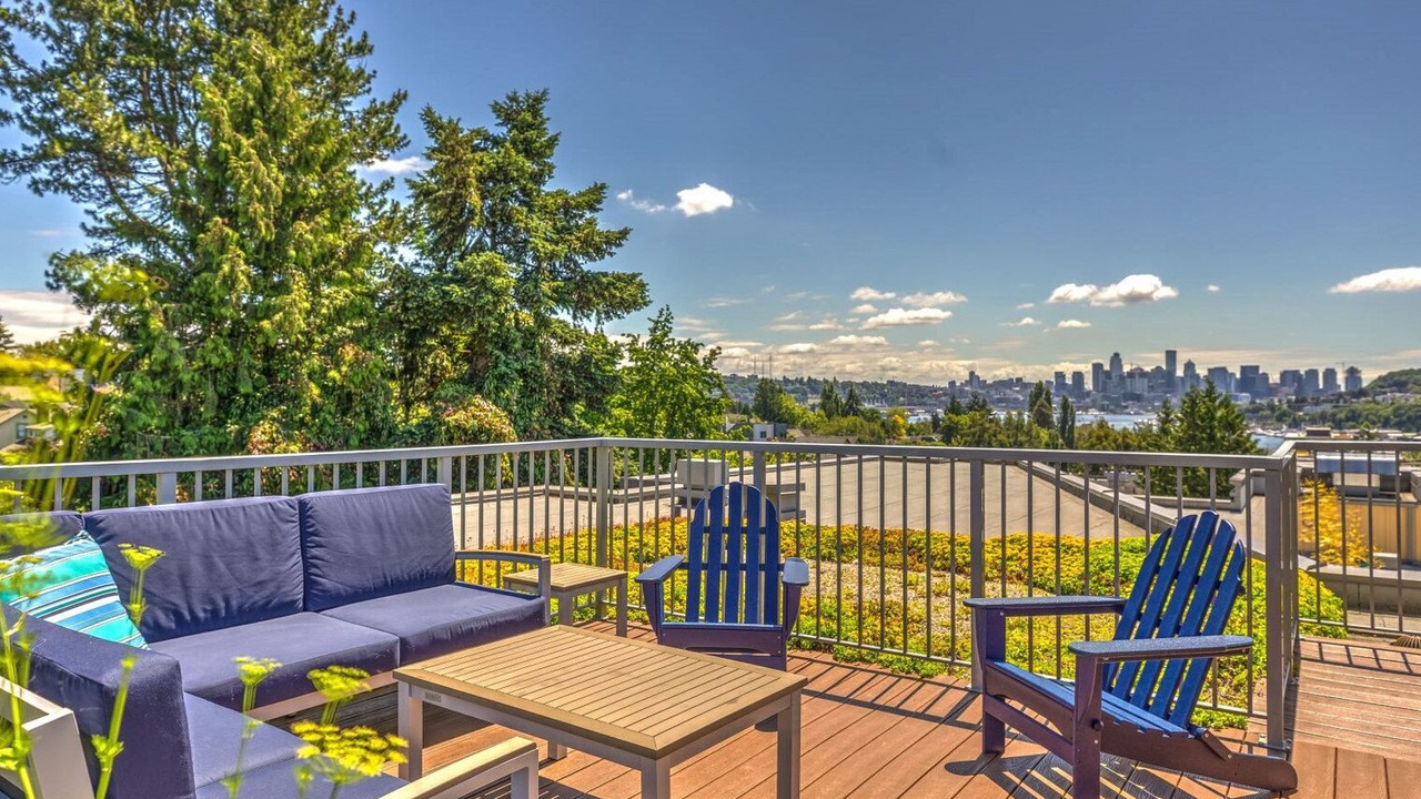 Photo of Patio Balcony in Wallingford