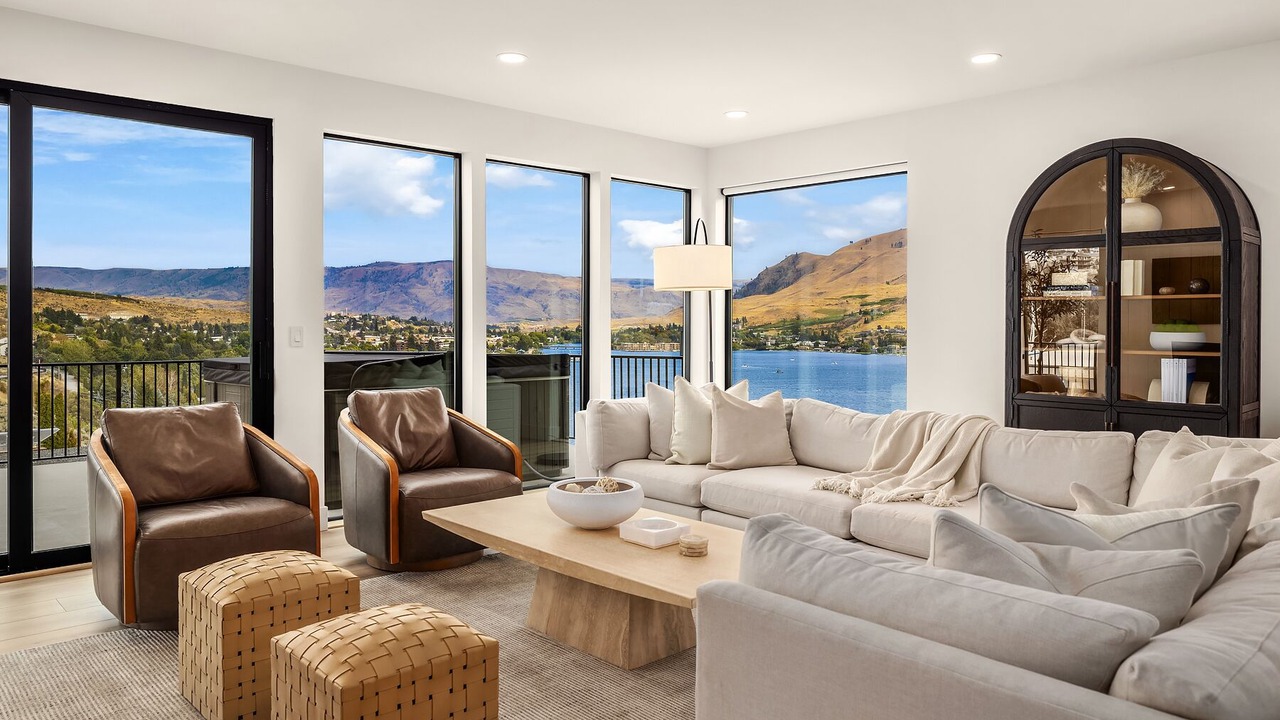 Photo of Livingroom in Chelan