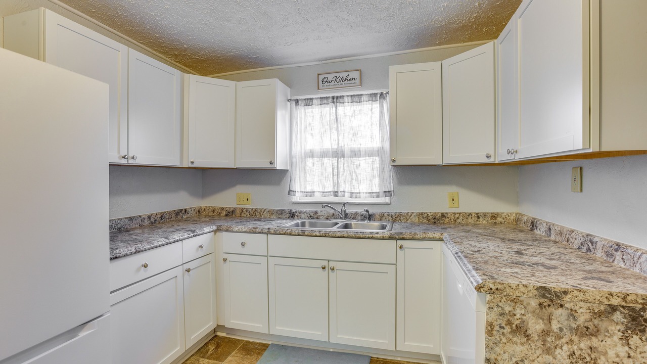 Photo of Kitchen in Beatrice