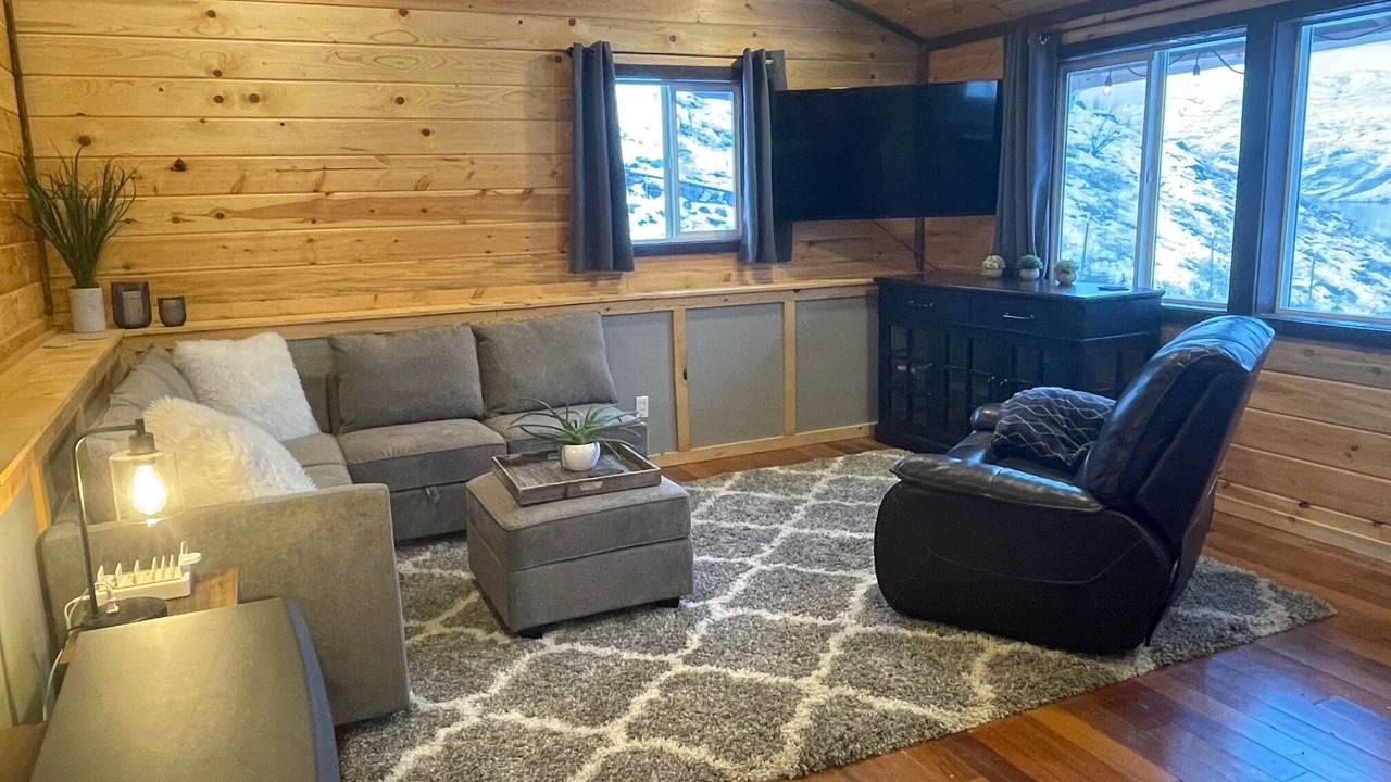 Photo of Livingroom in Pateros