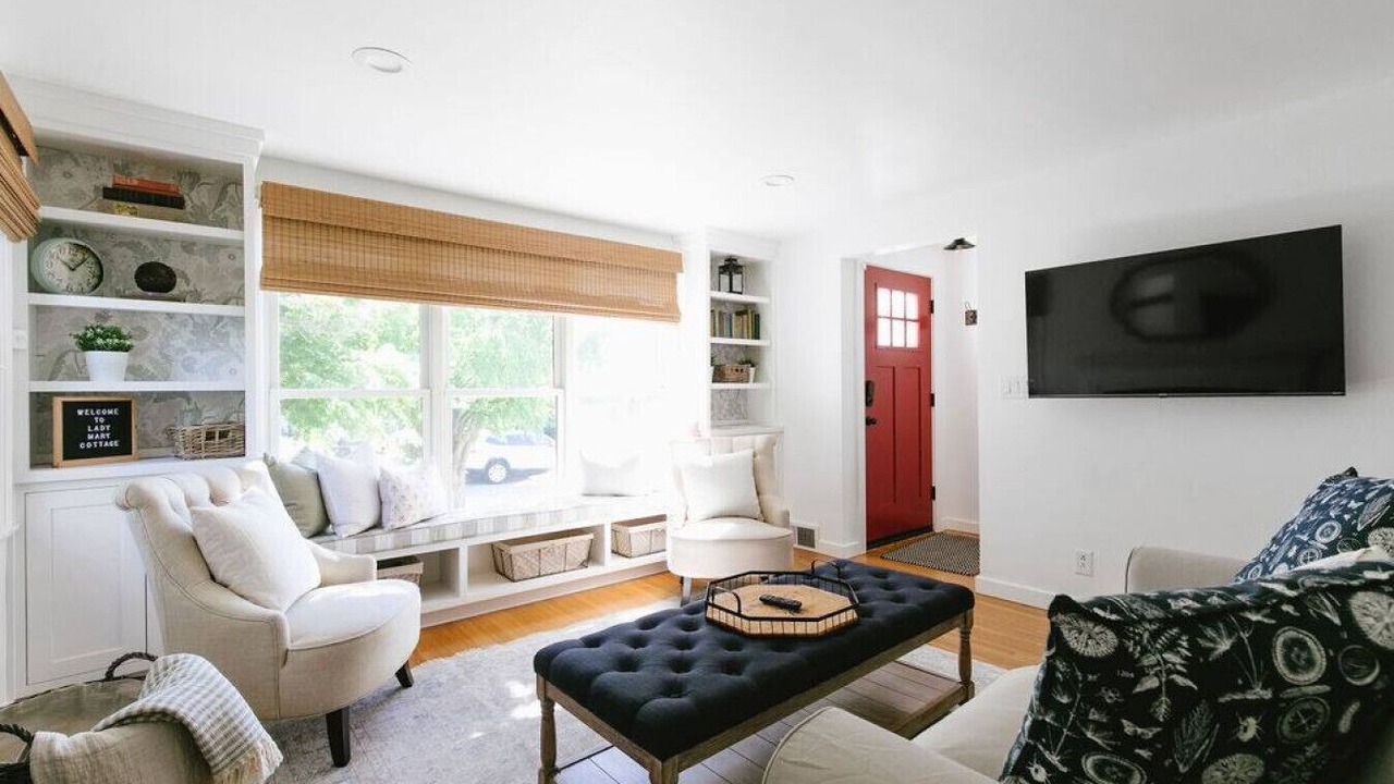 Photo of Livingroom in Whittier Heights