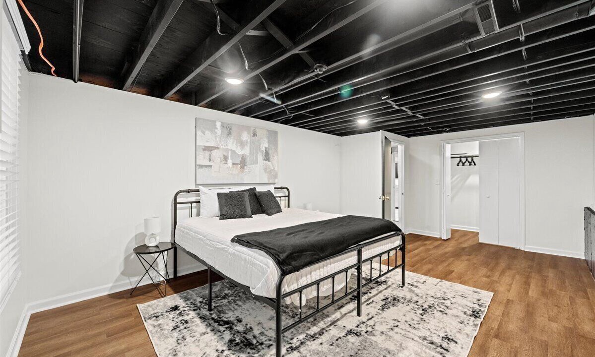 Photo of Bedroom in Lenexa