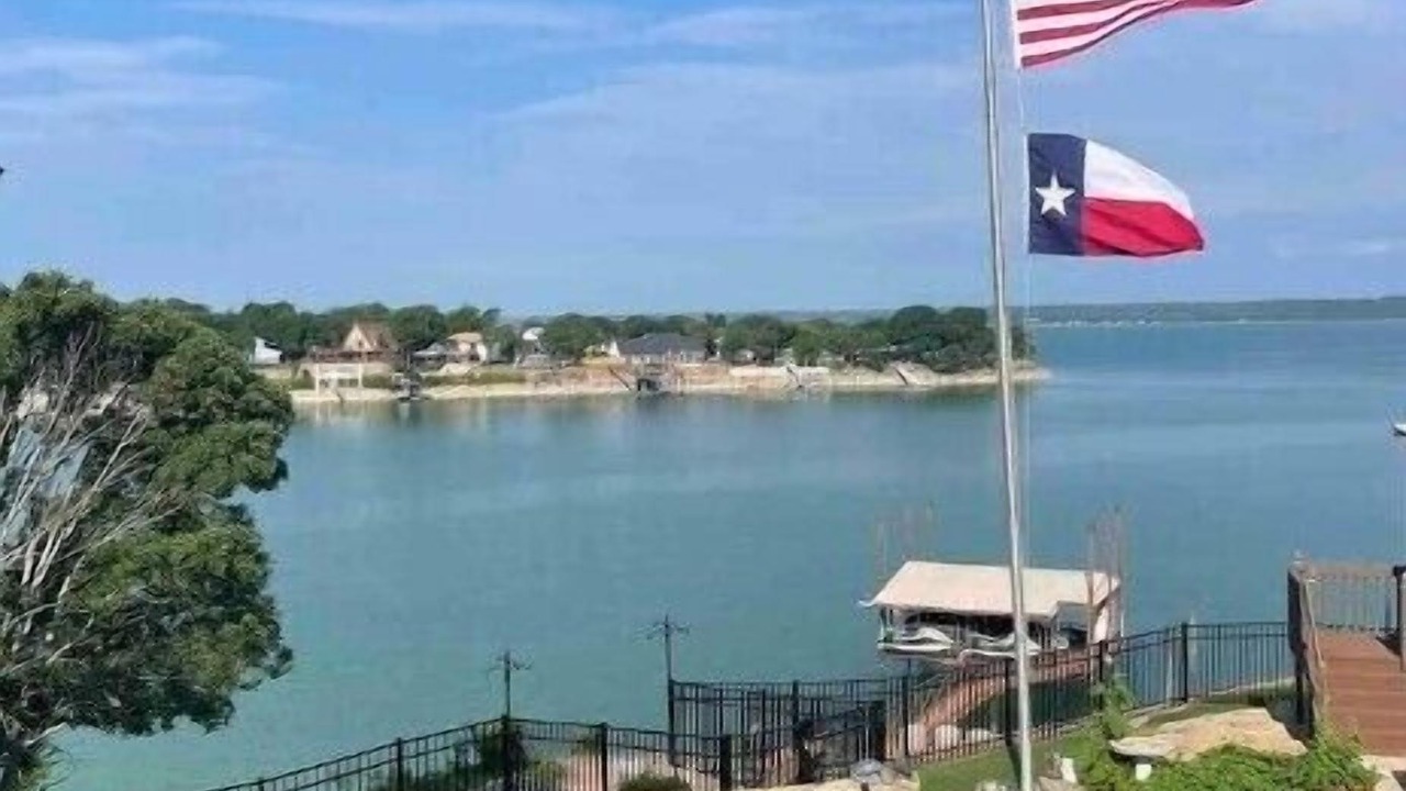 Photo of Outdoor in Lake Bridgeport