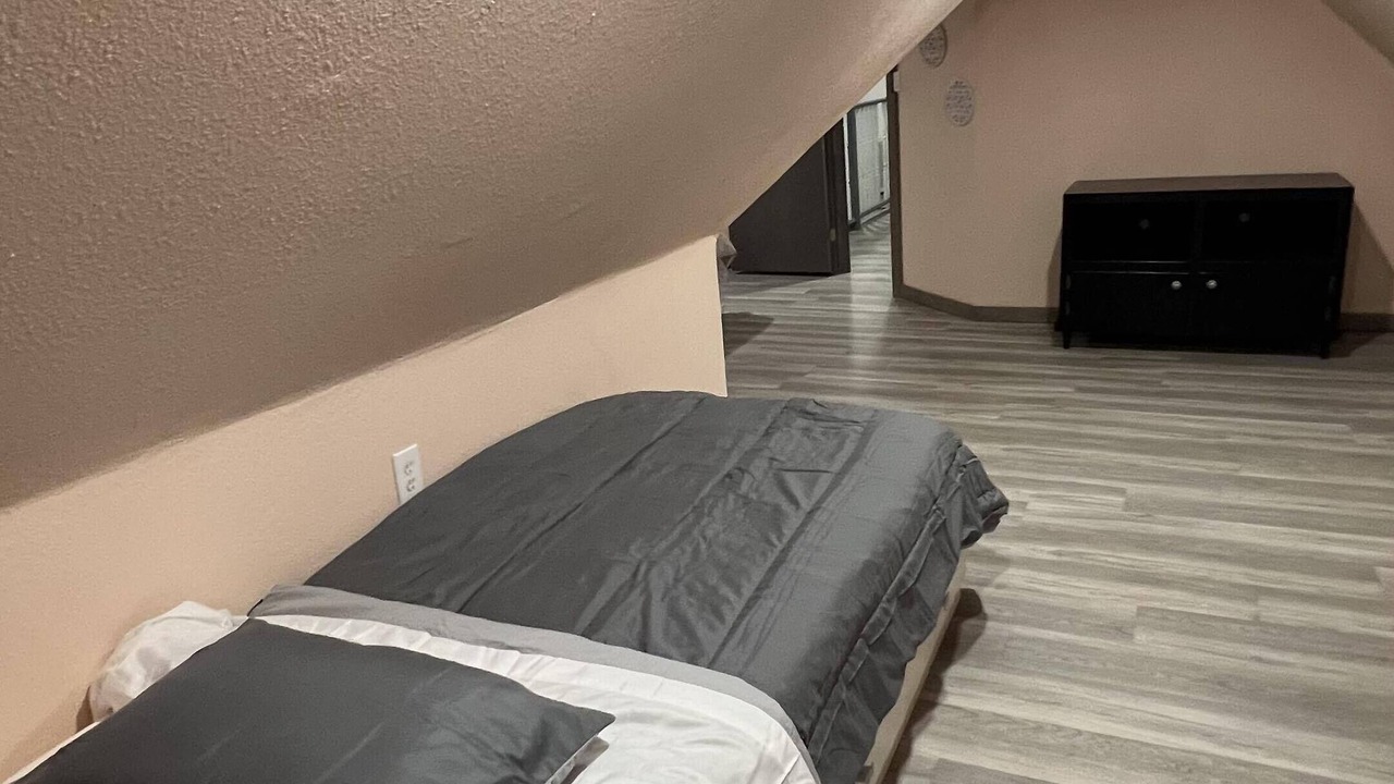 Photo of Bedroom in Dawn