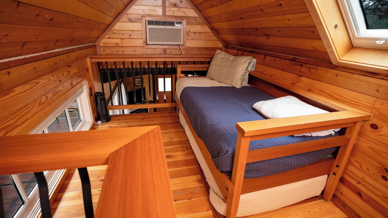 Photo of Bedroom in Lyons