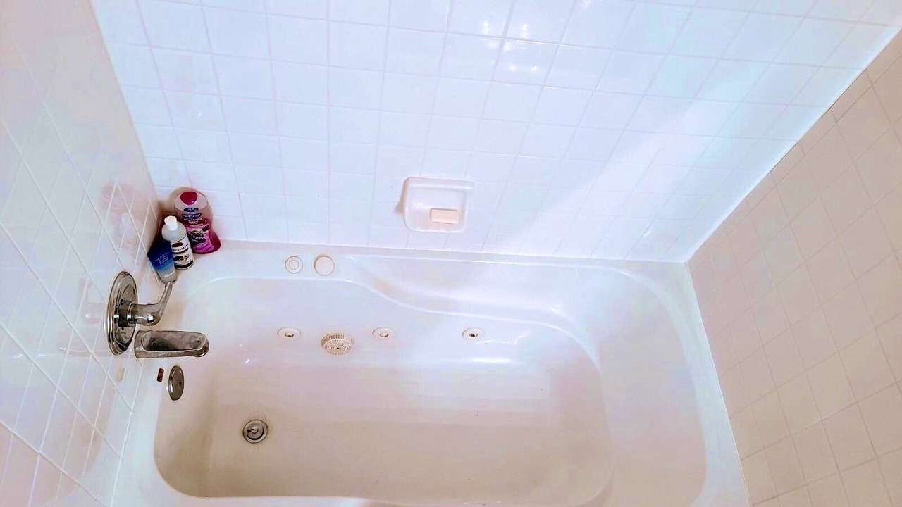 Photo of Bathroom in Barths