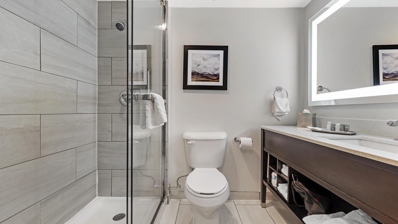 Photo of Bathroom in Montbello