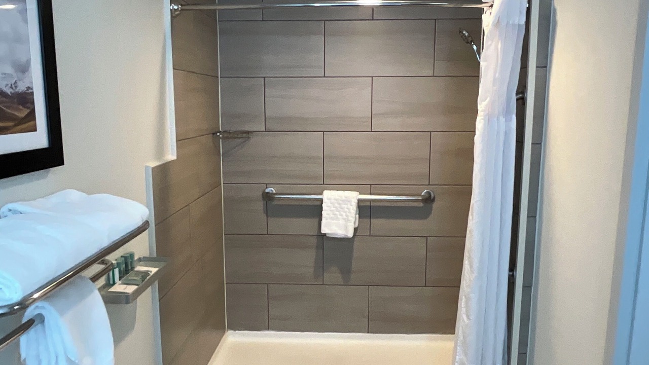 Photo of Bathroom in Montbello