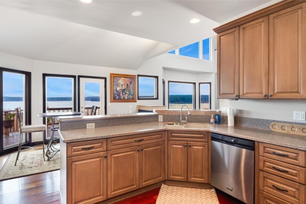 Photo of Kitchen in Rollingbay