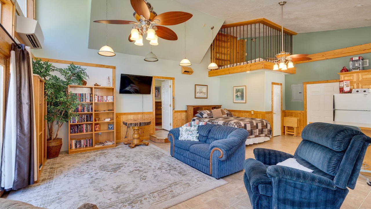 Photo of Bedroom in Caldwell