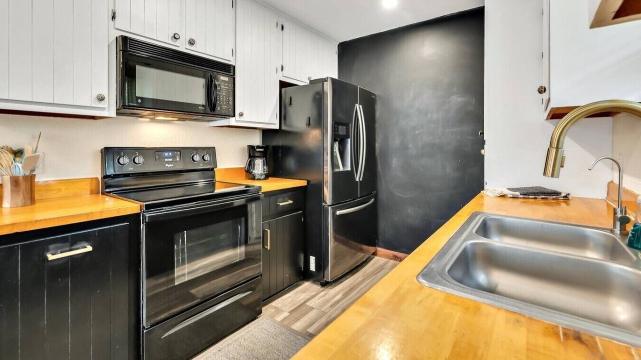 Photo of Kitchen in Hewitt