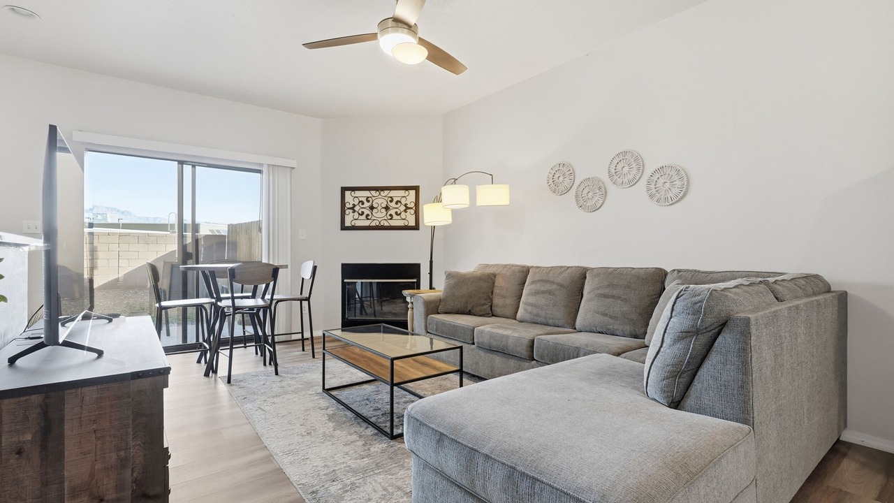 Photo of Livingroom in Rio Rancho