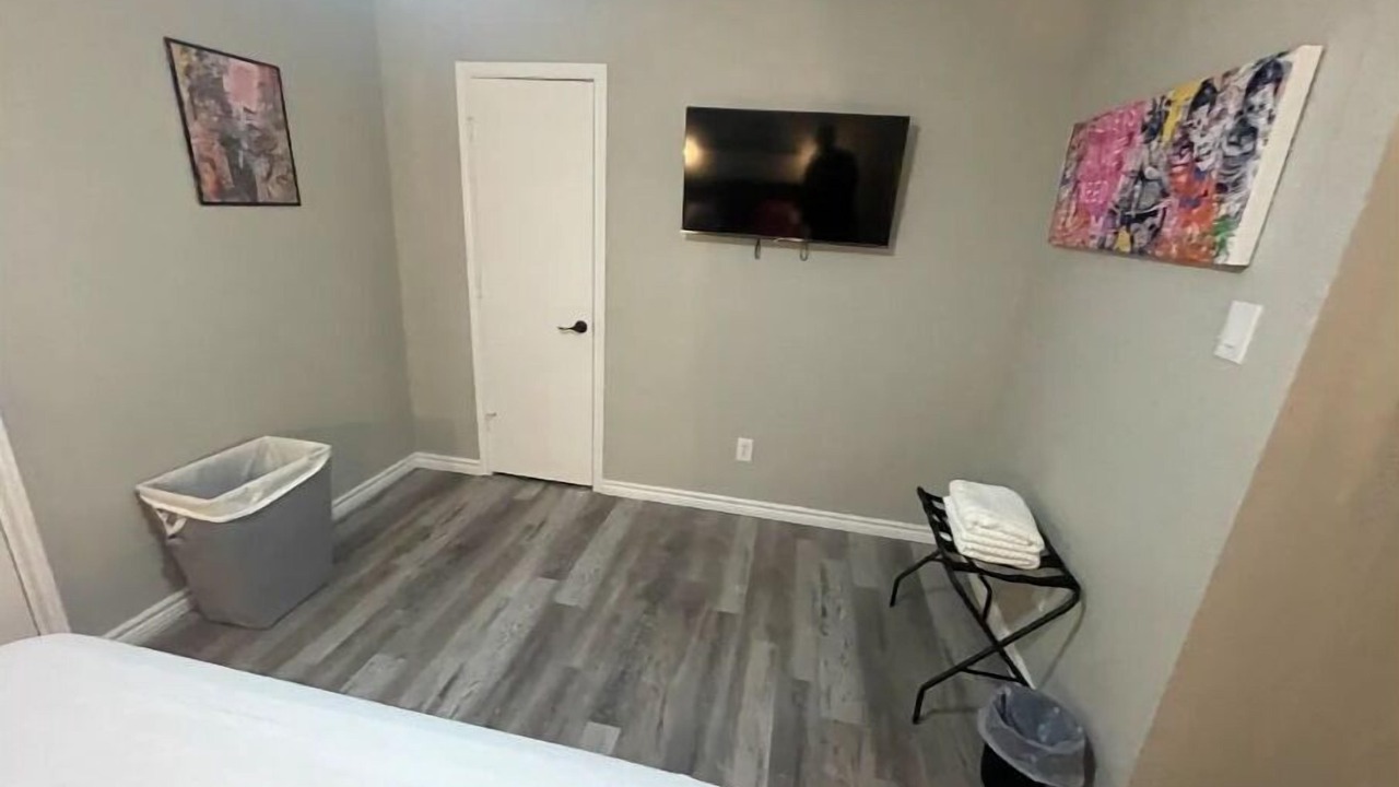 Photo of Bedroom in Central Arlington