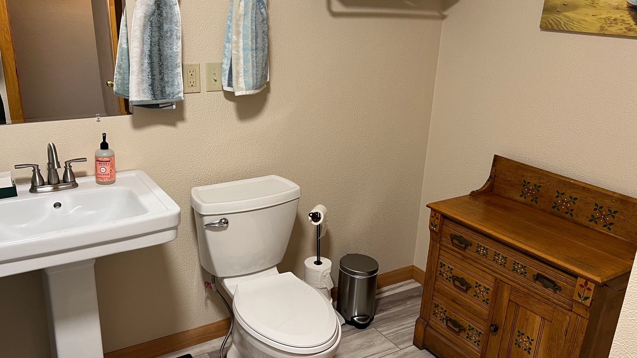 Photo of Bathroom in Keosauqua