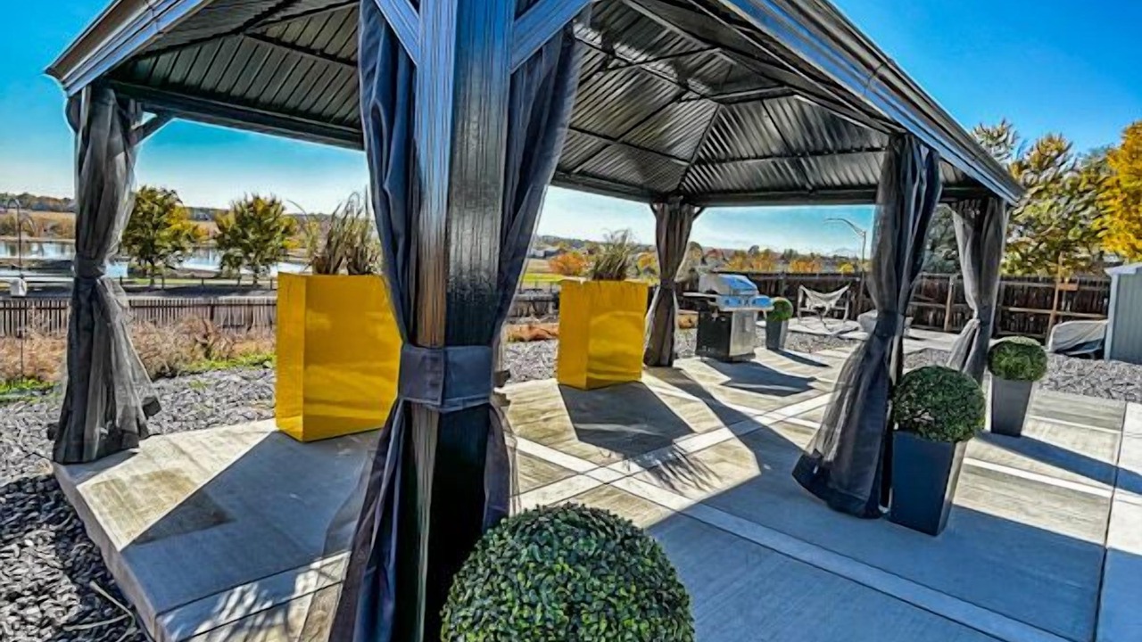 Photo of Outdoor in Thornton