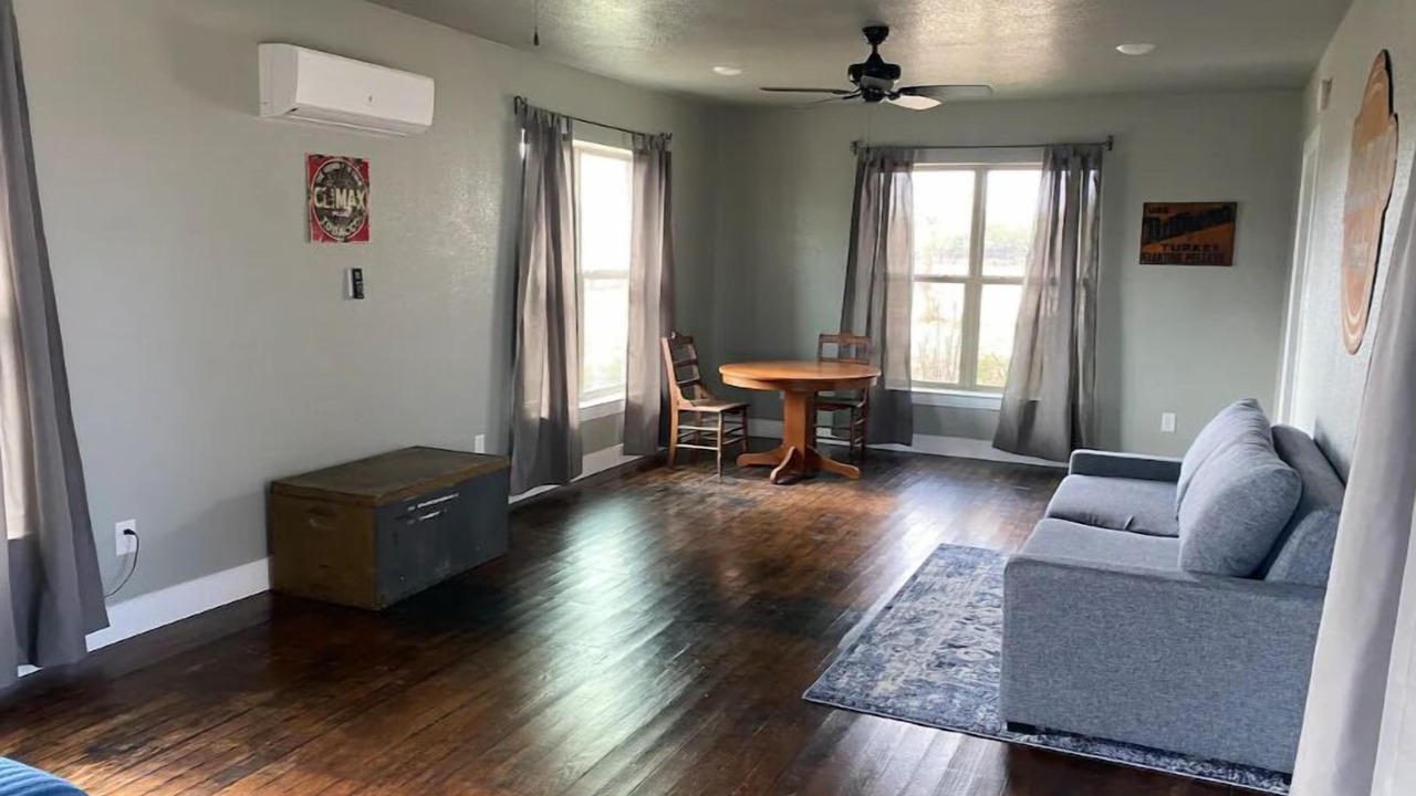 Photo of Livingroom in Lawn