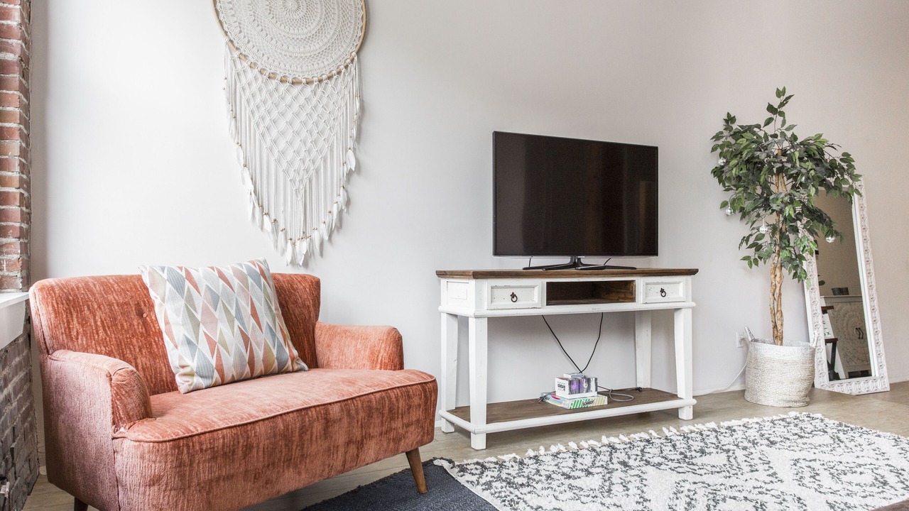 Photo of Livingroom in River Market