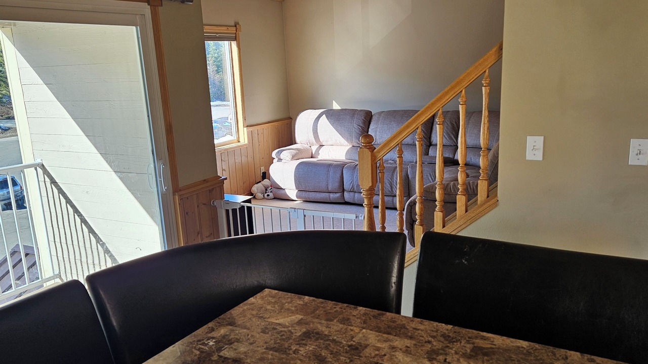 Photo of Livingroom in Mead
