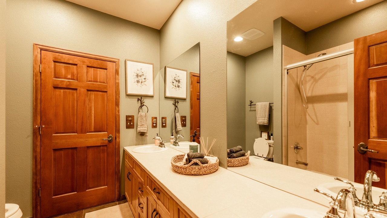 Photo of Bathroom in Hangen Ranch And M and B