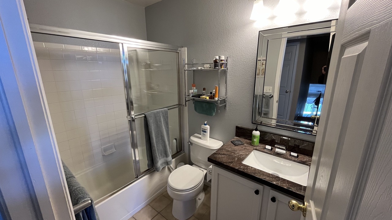 Photo of Bathroom in Thornton