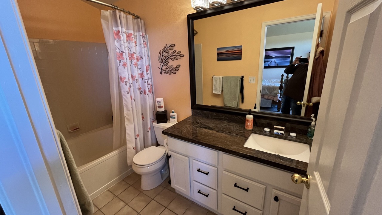 Photo of Bathroom in Thornton