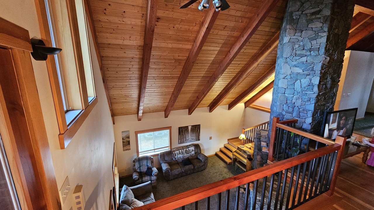 Photo of Livingroom in Adams County