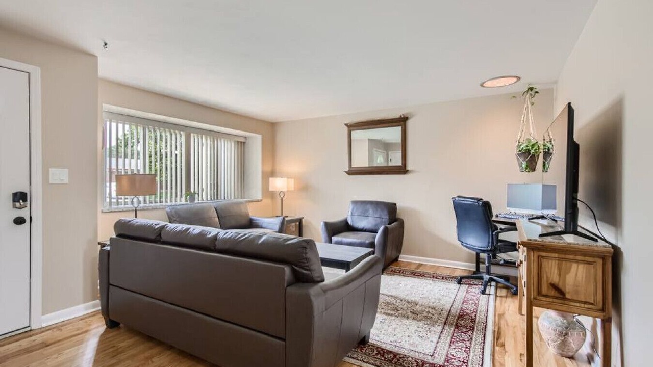 Photo of Livingroom in Lakewood