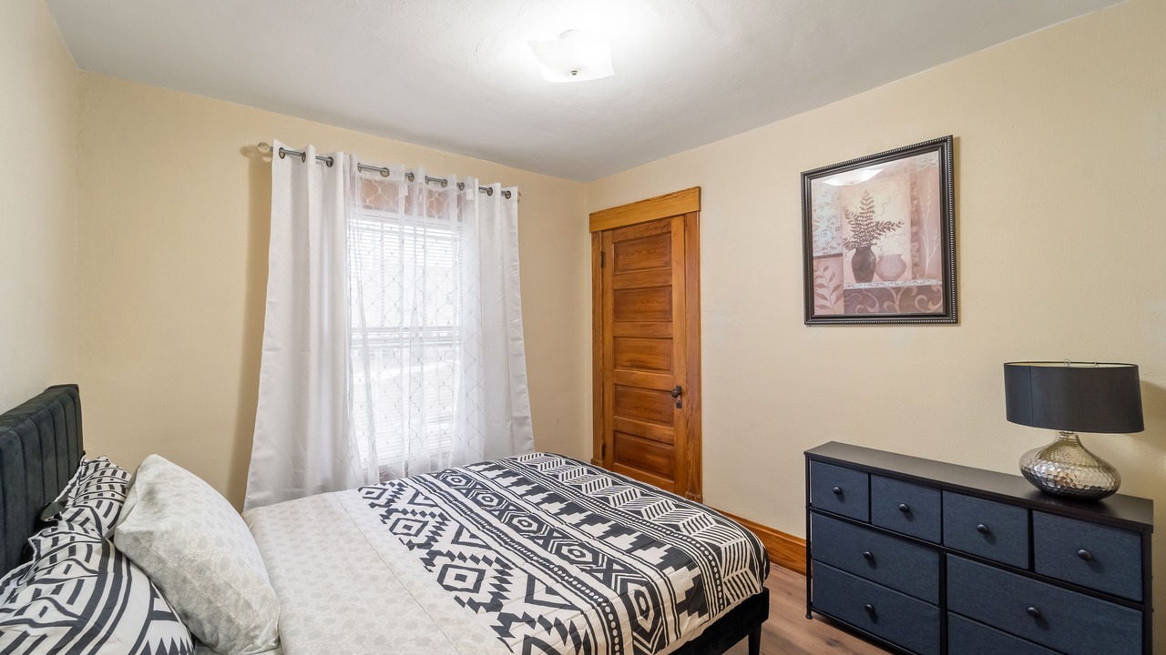 Photo of Bedroom in Des Moines