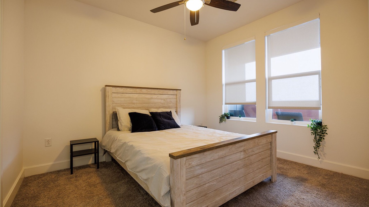 Photo of Bedroom in Ballpark