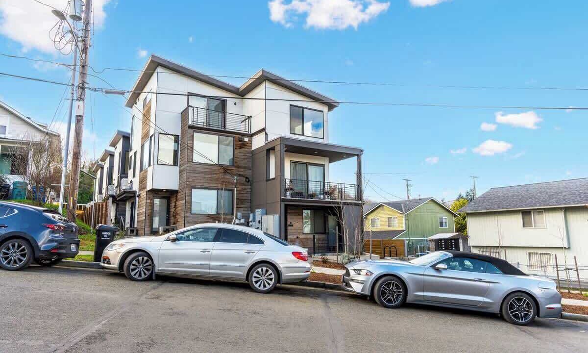 Photo of Outdoor in Columbia City