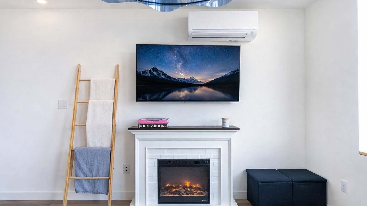 Photo of Livingroom in Columbia City