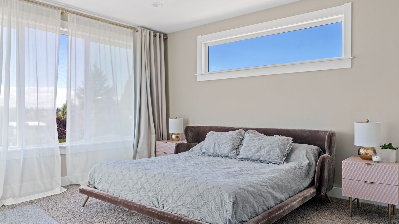 Photo of Bedroom in White Center
