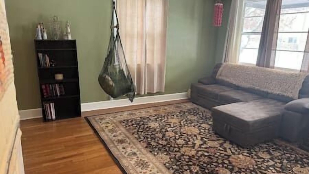 Photo of Livingroom in Burlington